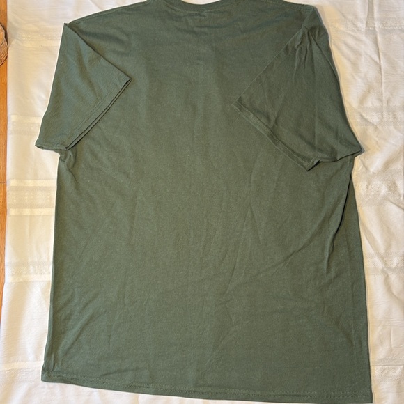 Fallout pin Crate #19 and shirt XL - Picture 5 of 7